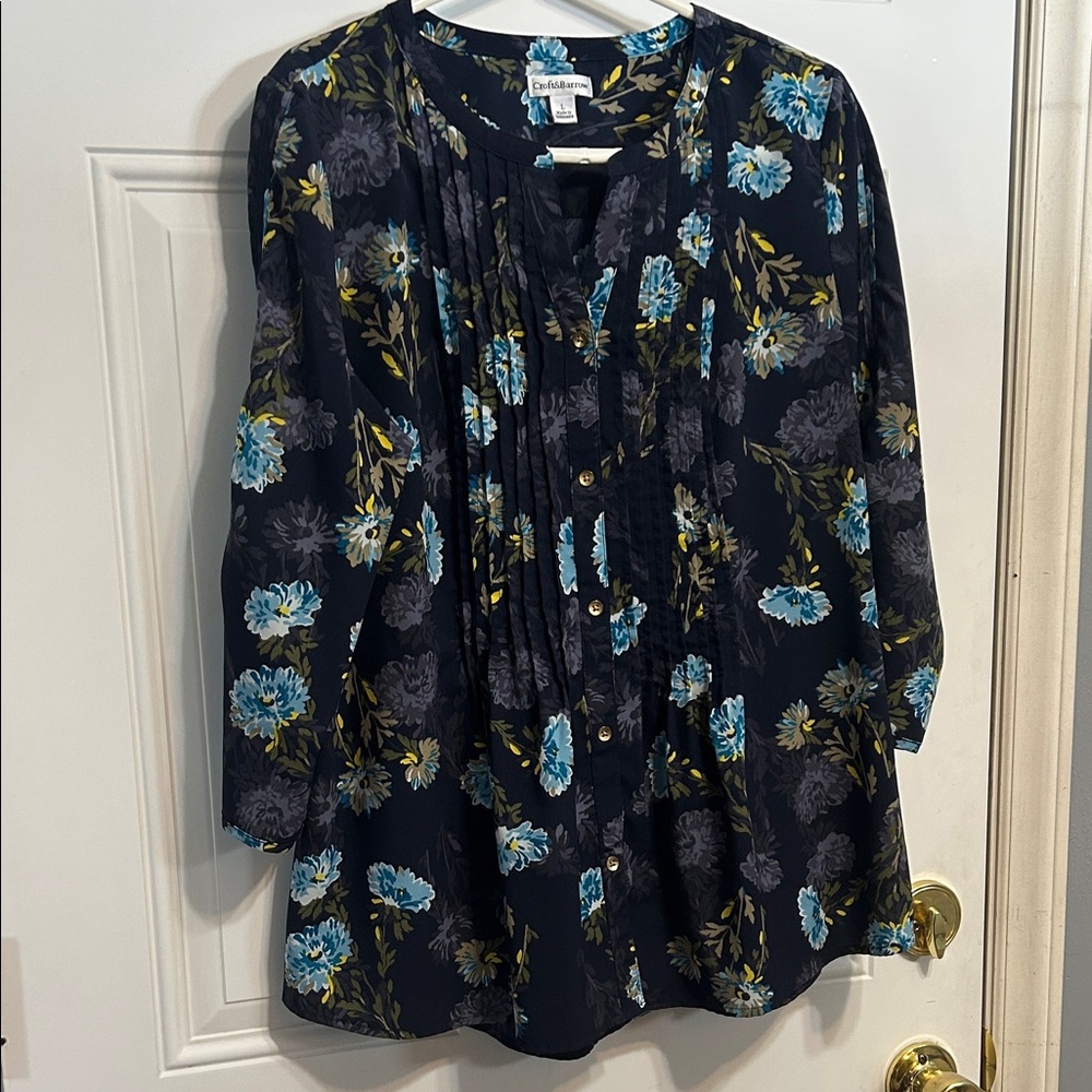 Croft & Barrow Navy Blue Floral Blouse